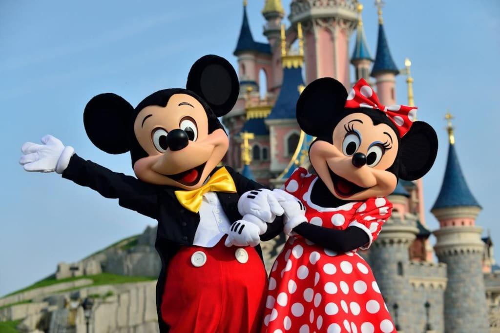 L'Olivier Centre Ville Parking Disneyland 4 Personnes Et 1 Bebe Bailly-Romainvilliers Exterior photo